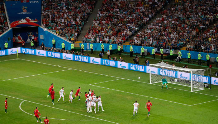 Третий гол Криштиану РОНАЛДУ в матче Португалия – Испания.